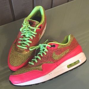 Women’s Nike Air Max 1 Pink/Ghost Green Sneakers